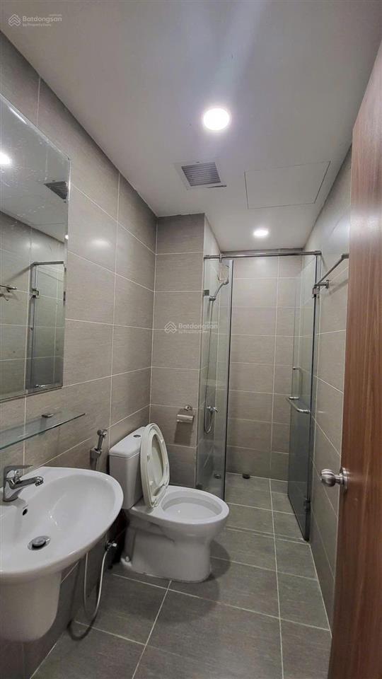 Cần bán the pegasuite 2pn 2wc giá tốt