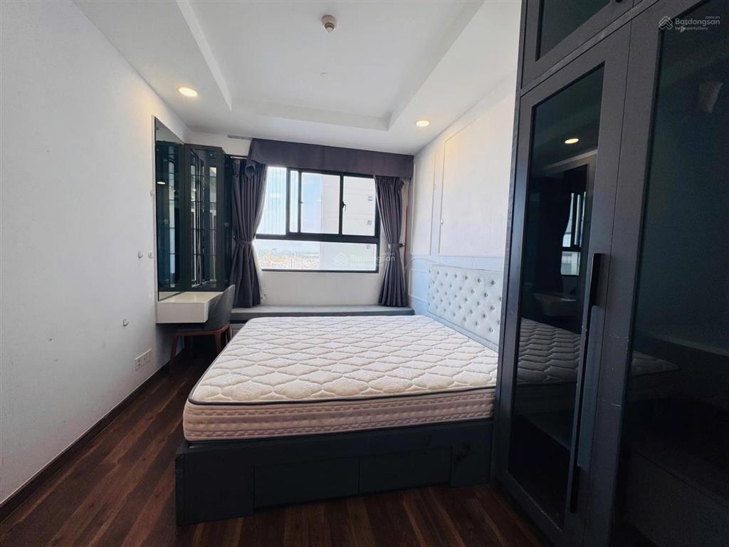 Chủ giảm ngay 100 triệu bán nhanh the pegasuite 1 75m2 2pn 2wc full nt 4,8 tỷ