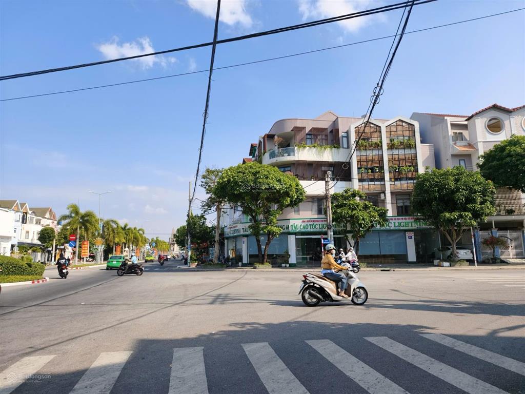 Lô góc mặt tiền 3/2 rạch giá  vị trí đắc địa  mặt tiền lớn dễ nhận dạng thương hiệu