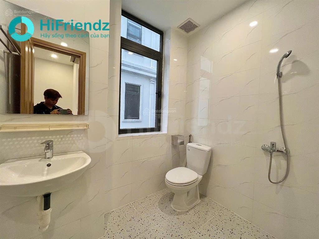 Căn hộ 1 phong ngủ, studio, full nt  tone gỗ sang trọng, khuôn viên nhiều cây xanh, có hồ bơi
