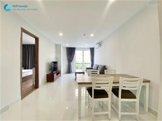 2 phòng ngủ = rộng 100m2, tận 2 ban công + máy giặt riêng = gym + hồ bơi