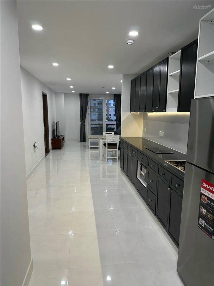 2 phòng ngủ = rộng 100m2, tận 2 ban công + máy giặt riêng = gym + hồ bơi