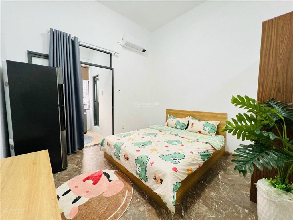 Mình trống 1 pn, tách bếp  full nội thất  máy giặt riêng  xách vali vào ở thôi