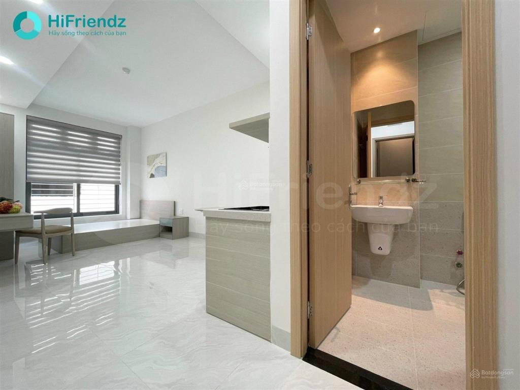 Khai trương căn hộ full nội thất mới 100% thiết kế hiện đại, có ban công, cửa thoáng mát