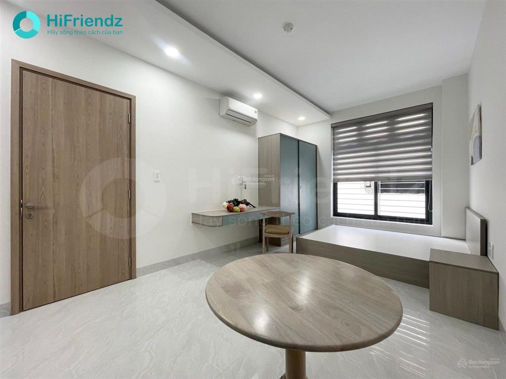 Khai trương căn hộ full nội thất mới 100% thiết kế hiện đại, có ban công, cửa thoáng mát