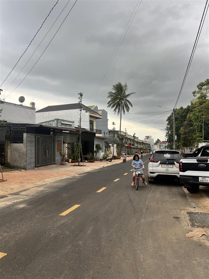 Bán căn mt đối diện nhà hàng victory, bmt 13,5x31m tổng 360m2