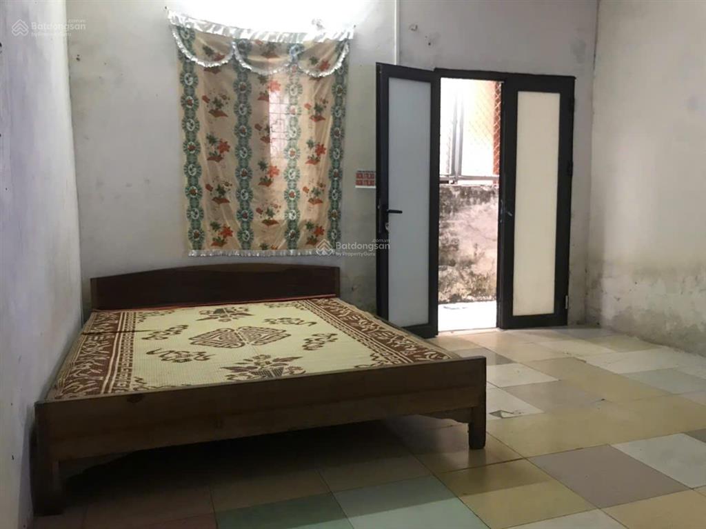 Cho thuê phòng 20 m2, an ninh tốt, 2.2tr/ tháng điều hòa, vệ sinh khép kín, sđt 0382 457 ***