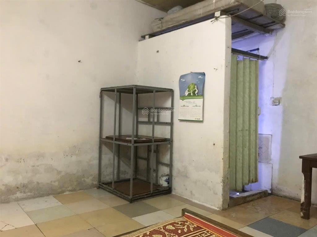 Cho thuê phòng 20 m2, an ninh tốt, 2.2tr/ tháng điều hòa, vệ sinh khép kín, sđt 0382 457 ***