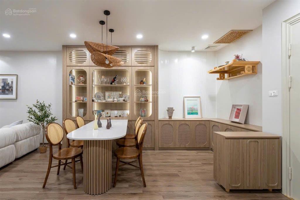 Bán gấp cắn hộ 3n, 118m2 view đẹp full đồ giá tốt cuối cùng tại golden palace mễ trì, cam kết ko ảo