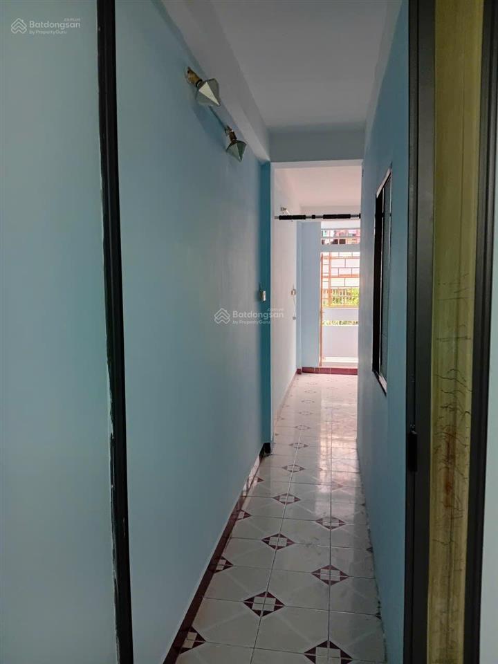 Cho thuê nguyên căn chung cư phường 3, quận 4  dt 50m²