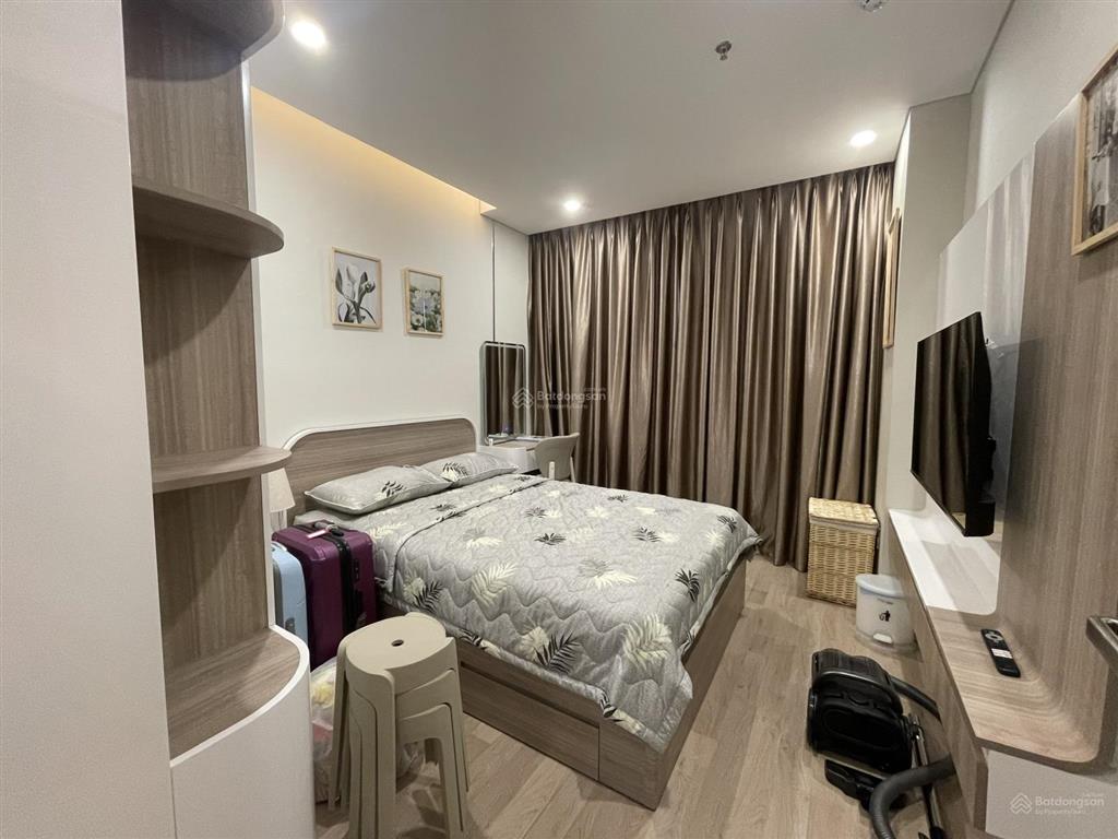 Cho thuê căn hộ 3 phòng ngủ tại ct1 riverside luxury nha trang.