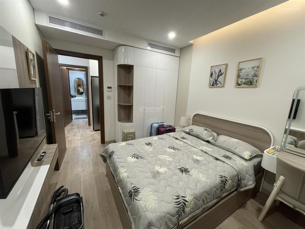Cho thuê căn hộ 3 phòng ngủ tại ct1 riverside luxury nha trang.