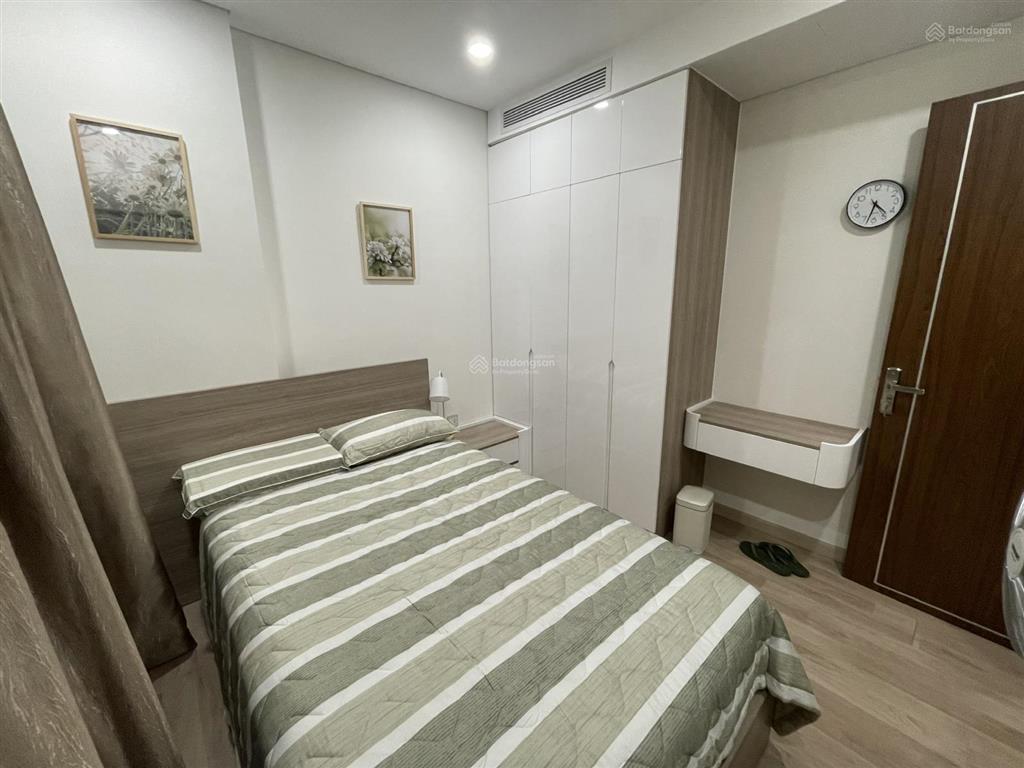 Cho thuê căn hộ 3 phòng ngủ tại ct1 riverside luxury nha trang.