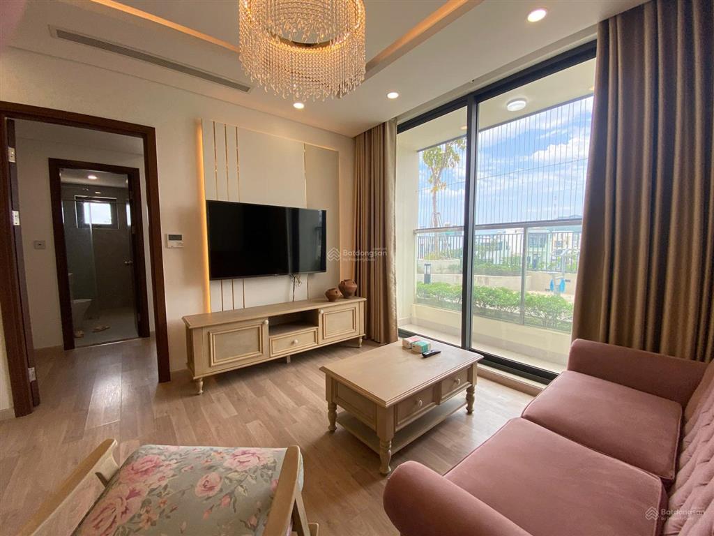 Cho thuê căn hộ 2 phòng ngủ tại ct1 riverside luxury nha trang