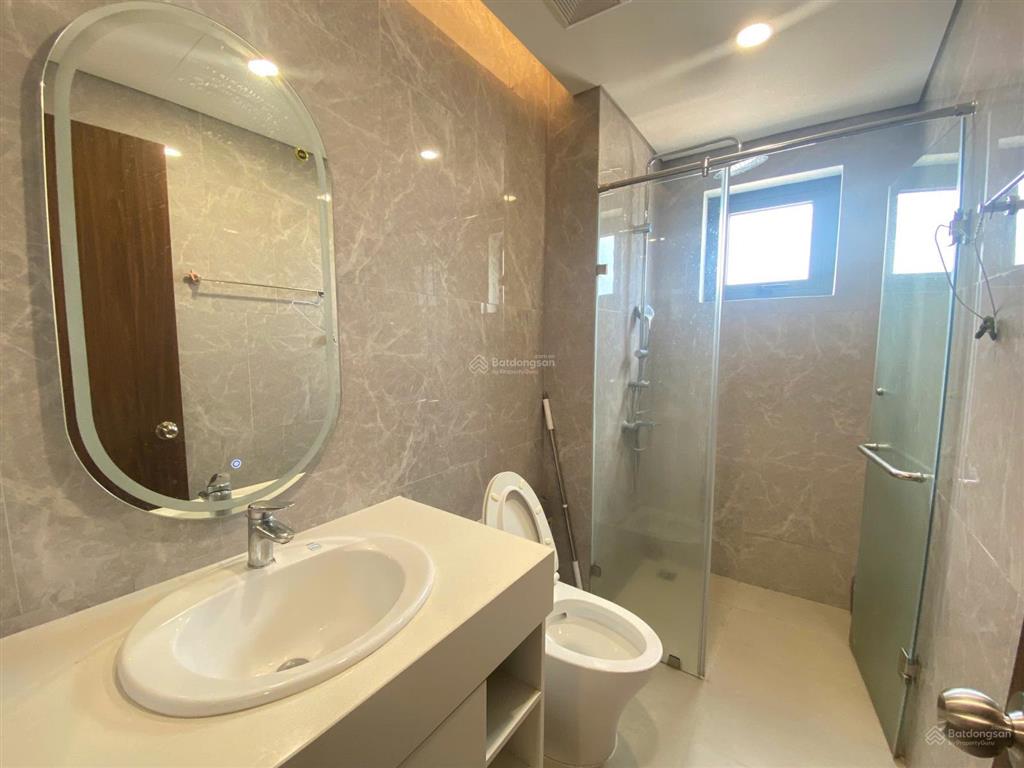 Cho thuê căn hộ 2 phòng ngủ tại ct1 riverside luxury nha trang