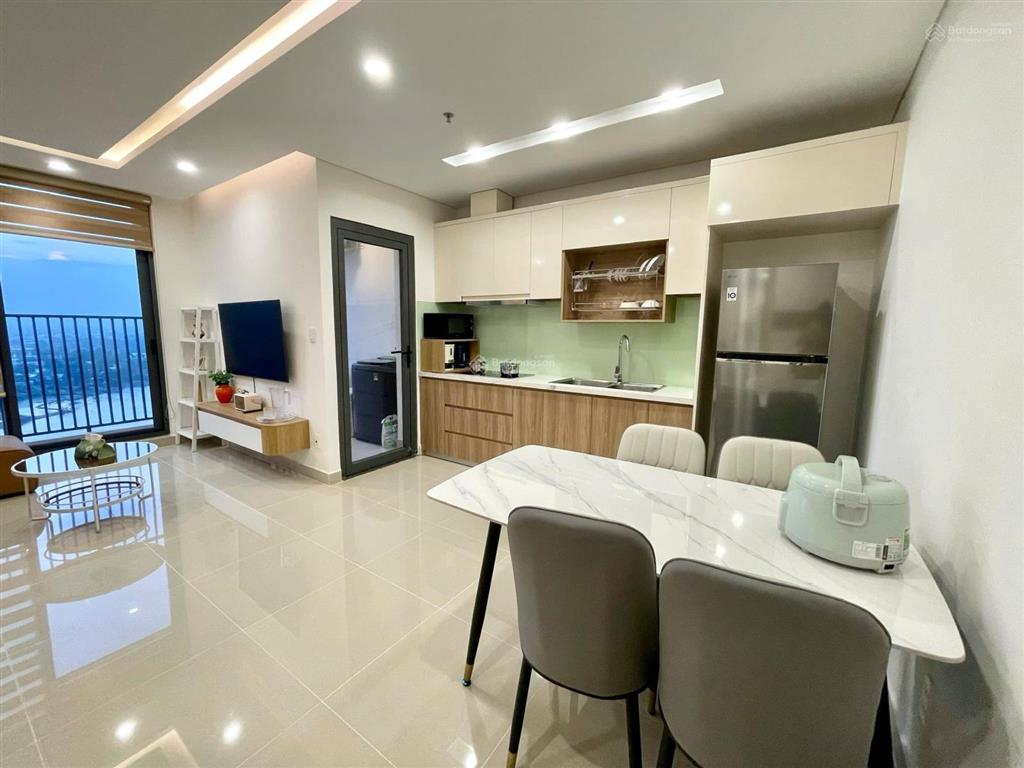 Cho thuê căn hộ view sông ct2 vcn phước long
