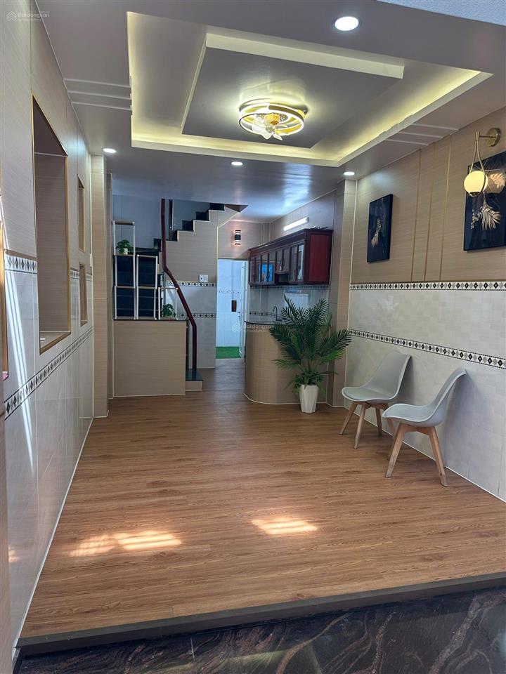 Hiếm có khó tìm! nhà phan xích long,phường cầu kiệu  34m2  5 tầng  giá 6 tỷ 6