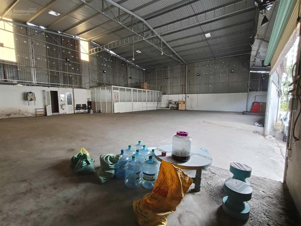 Cần cho thuê mặt bằng làm kho, 350m2 tại đường 19, p. thạnh mỹ lợi, q2 cũ