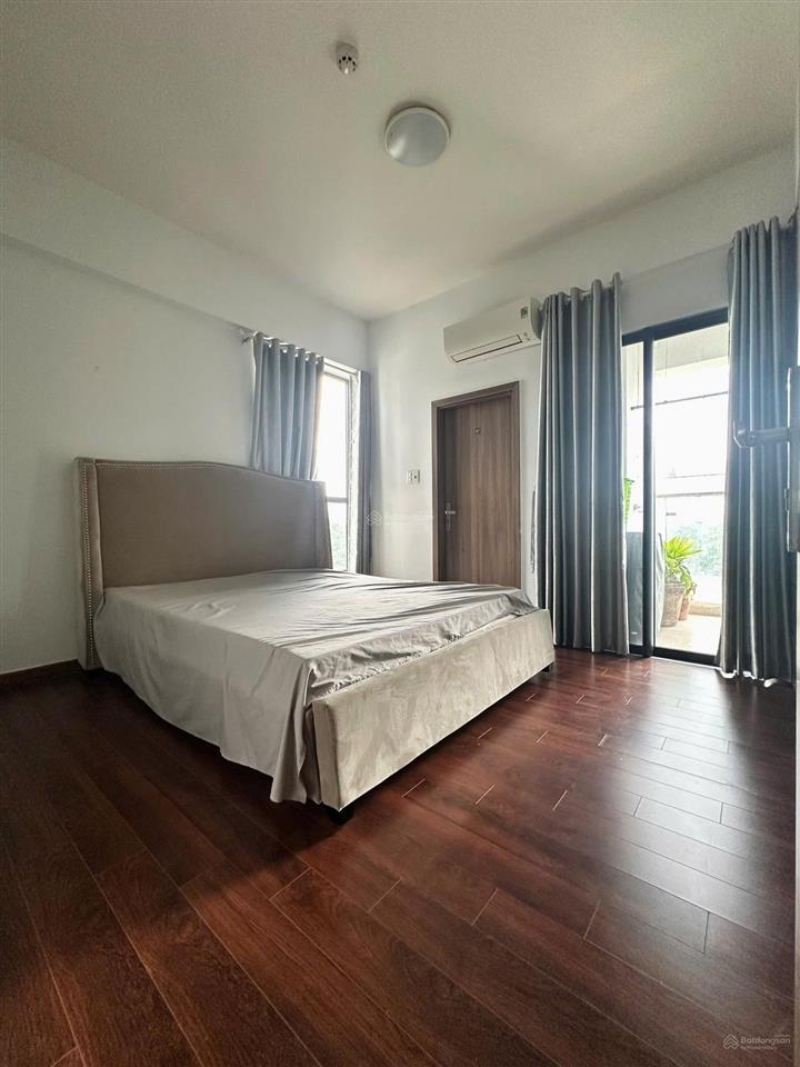 Cần bán căn góc 2pn, 2wc, 61m2 cc centana thủ thiêm. giá bán 4,3 tỷ, sổ hồng