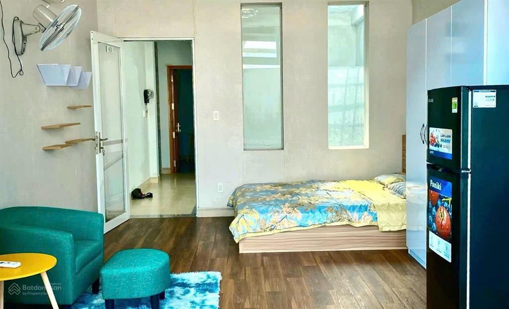 Cho thuê căn hộ 1 phòng ngủ , tách bếp, ban công thoáng  full nội thất