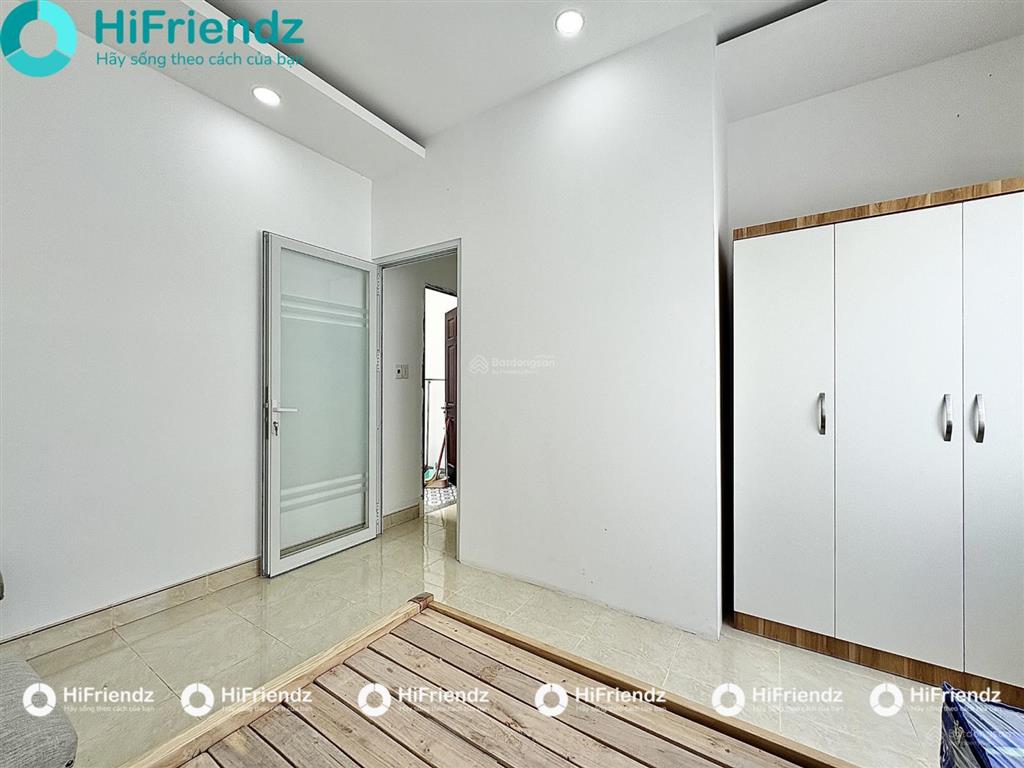 Cho thuê 1 phòng ngủ , tách bếp, cửa sổ thoáng , full nội thất