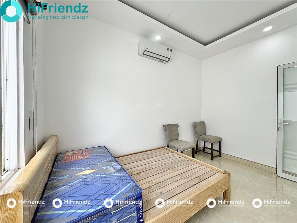 Cho thuê 1 phòng ngủ , tách bếp, cửa sổ thoáng , full nội thất