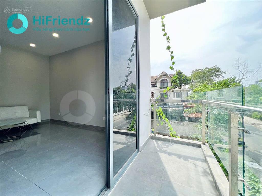 Cho thuê căn hộ 1 phòng ngủ ban công thoáng  full nội thất, gần mai chí thọ