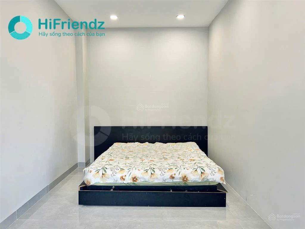 Cho thuê căn hộ 1 phòng ngủ ban công thoáng  full nội thất, gần mai chí thọ