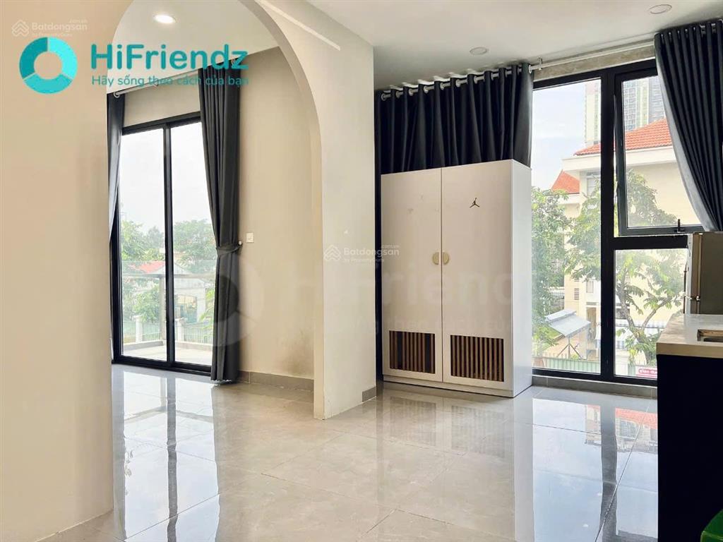 Cho thuê căn hộ 1 phòng ngủ ban công thoáng  full nội thất, gần mai chí thọ