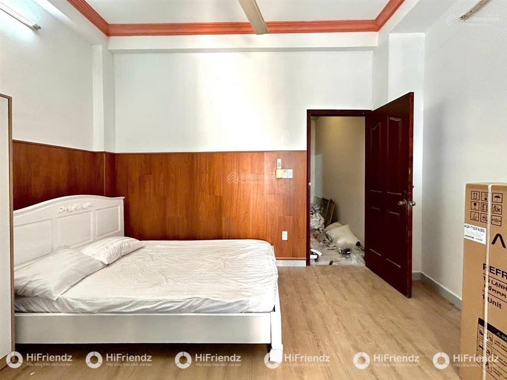 Cho thuê studio cửa sổ thoáng, full nội thất, gần cầu sài gòn