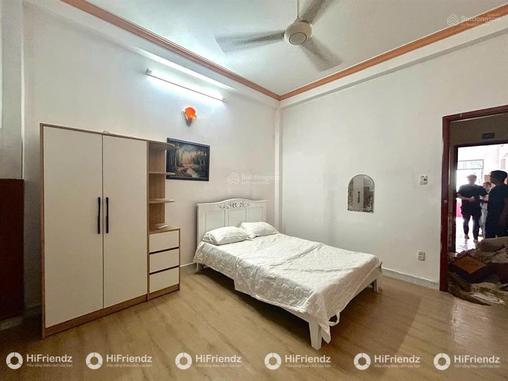 Cho thuê studio cửa sổ thoáng, full nội thất, gần cầu sài gòn