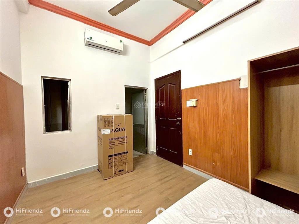 Cho thuê studio cửa sổ thoáng, full nội thất, gần cầu sài gòn