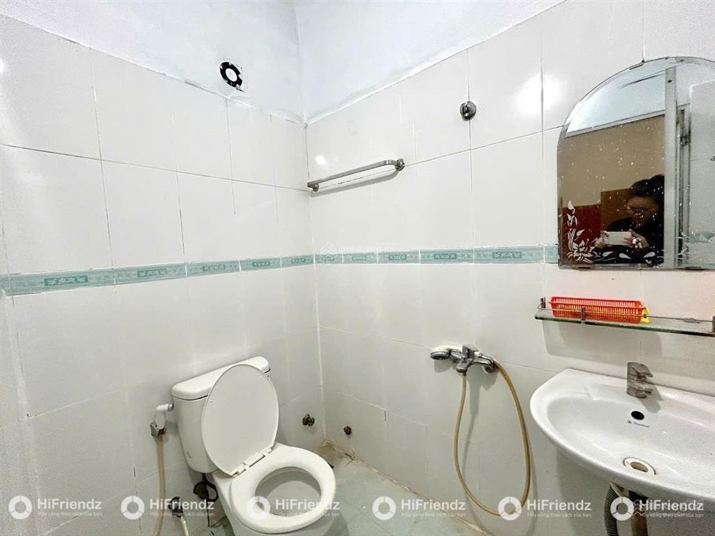 Cho thuê studio cửa sổ thoáng, full nội thất, gần cầu sài gòn