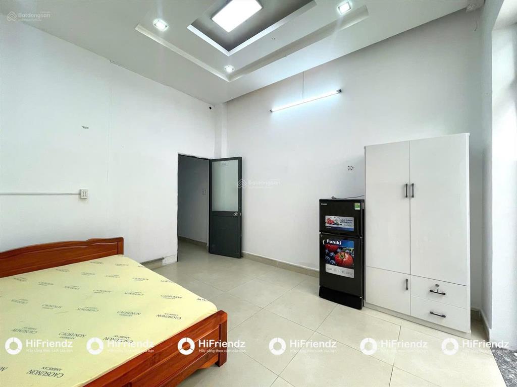 Cho thuê studio siêu rộng, full nội thất, gần cầu sài gòn