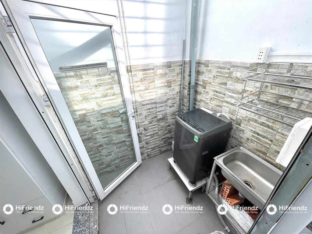 Cho thuê studio siêu rộng, full nội thất, gần cầu sài gòn