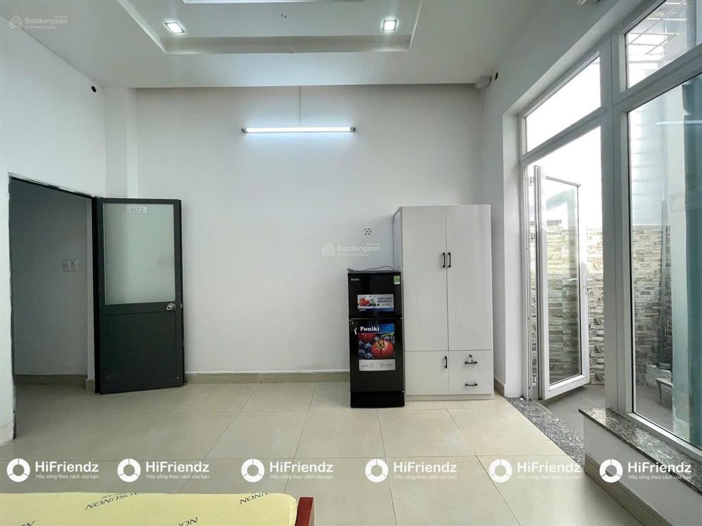 Cho thuê studio siêu rộng, full nội thất, gần cầu sài gòn