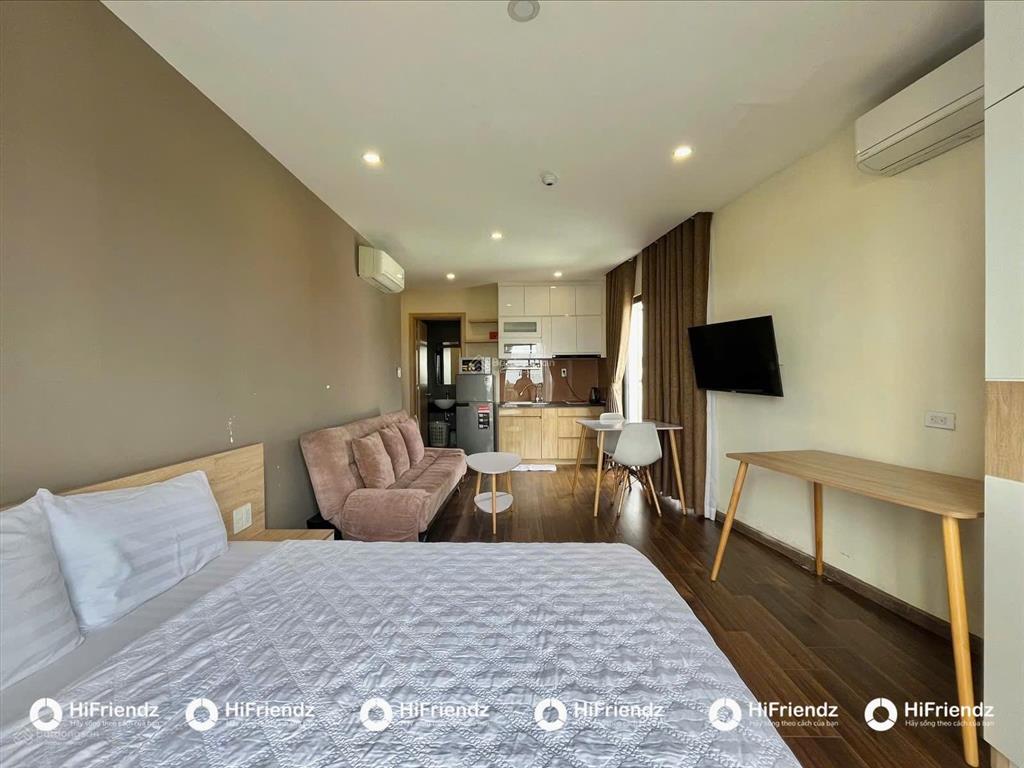Cho thuê căn hộ luxury ban công siêu thoáng, chỉ tính điện, còn lại free
