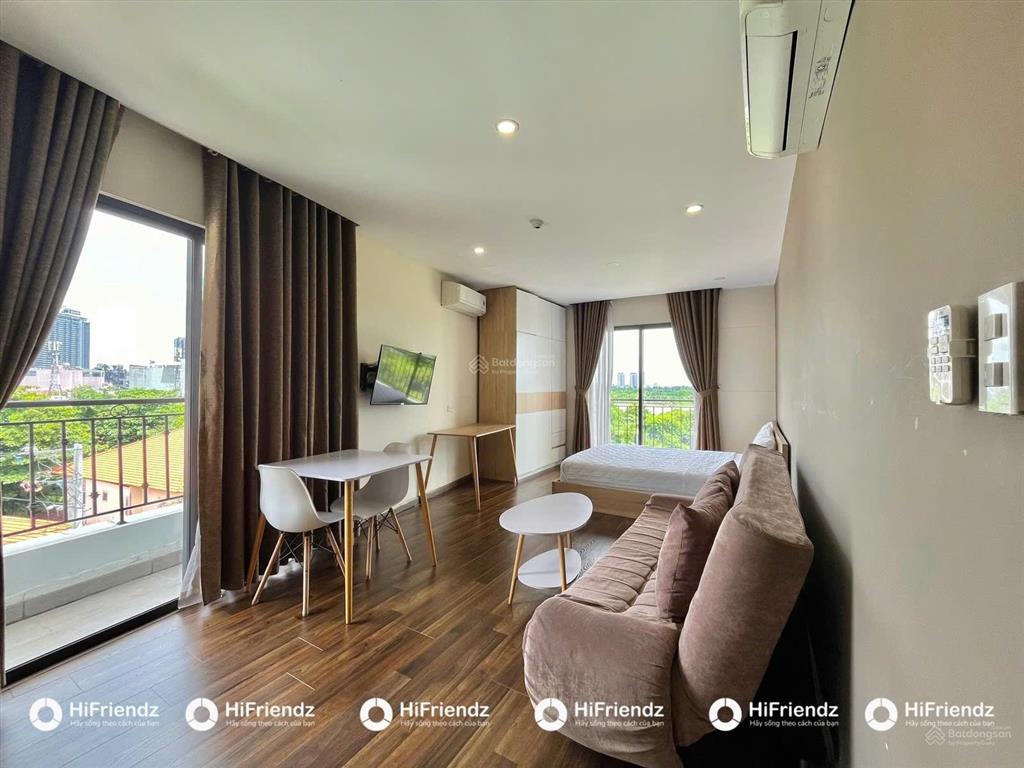 Cho thuê căn hộ luxury ban công siêu thoáng, chỉ tính điện, còn lại free