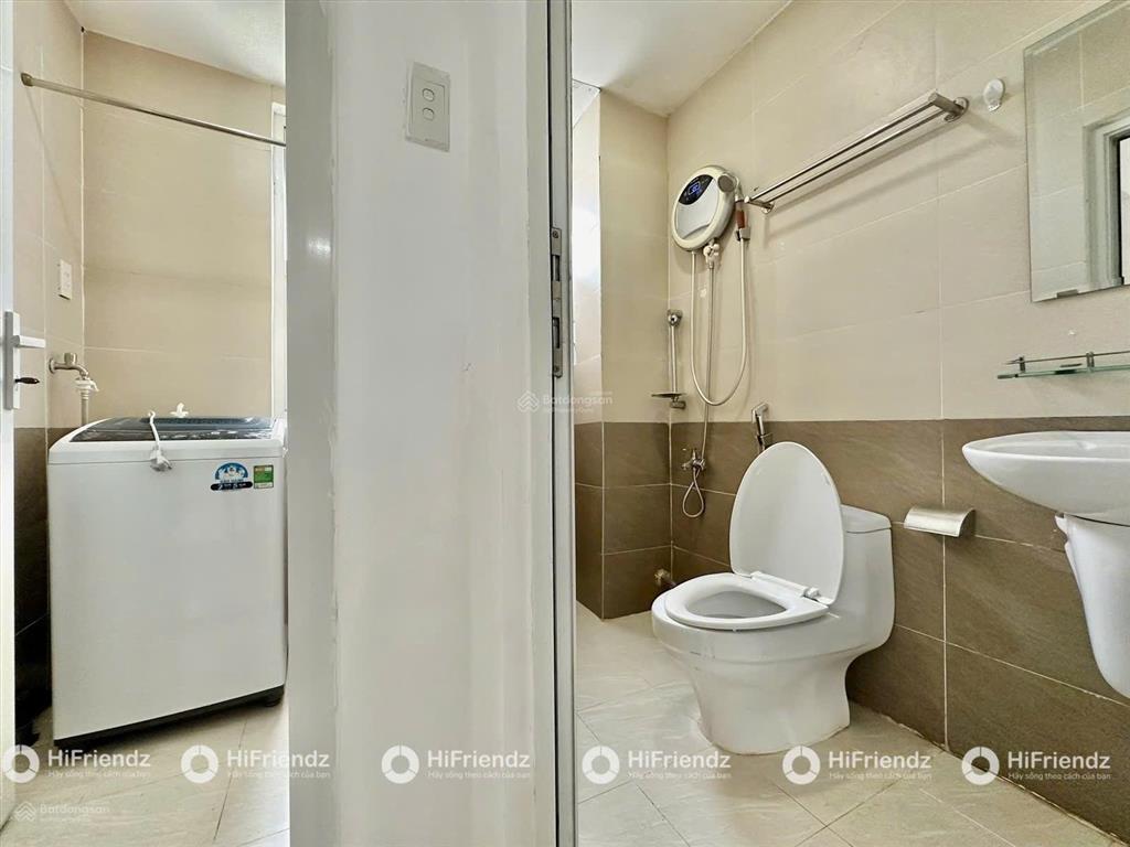 Cho thuê căn hộ 1 phòng ngủ, cửa sổ siêu thoáng  full nội thất, gần cầu sài gòn