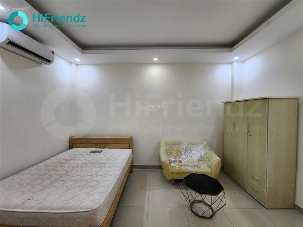 Cho thuê căn hộ siêu rộng  full nội thất, gần cầu sài gòn