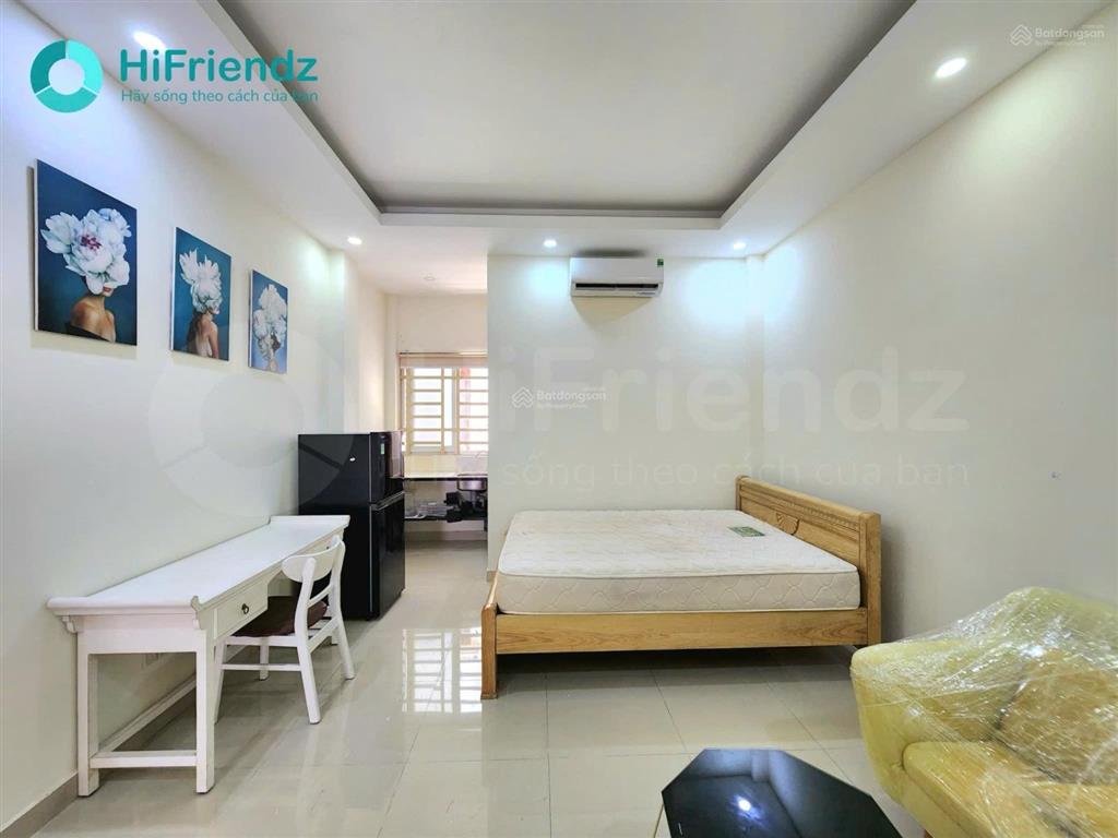 Cho thuê căn hộ siêu rộng  full nội thất, gần cầu sài gòn