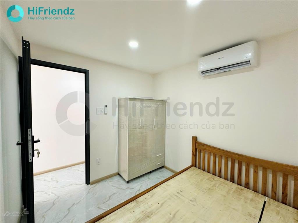 Cho thuê căn hộ 2 phòng ngủ  full nội thất, siêu rộng