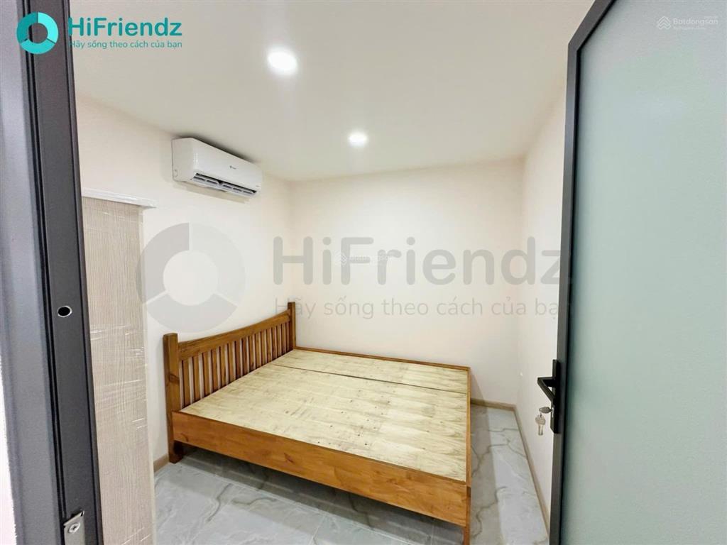 Cho thuê căn hộ 2 phòng ngủ  full nội thất, siêu rộng