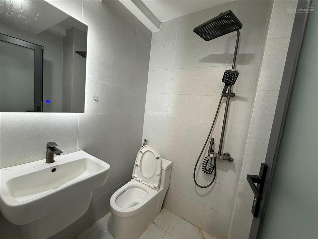 Cho thuê căn hộ luxury, ban công thoáng, full nội thất