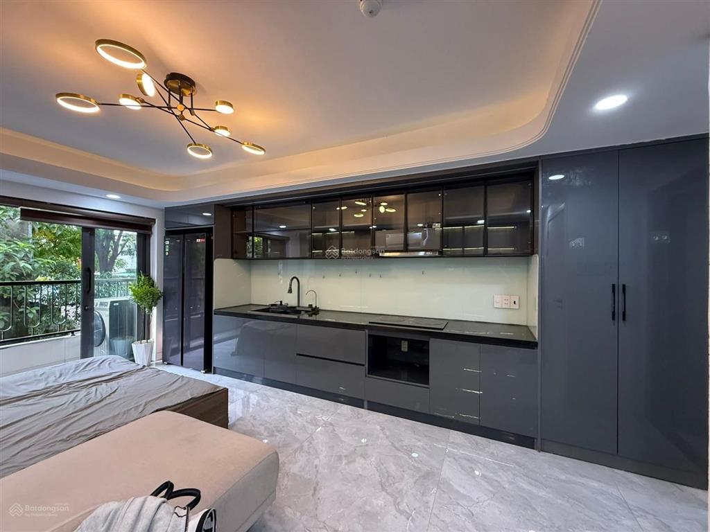 Cho thuê căn hộ luxury, ban công thoáng, full nội thất