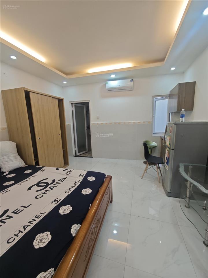 Cho thuê căn hộ full nội thất, gần cầu sài gòn