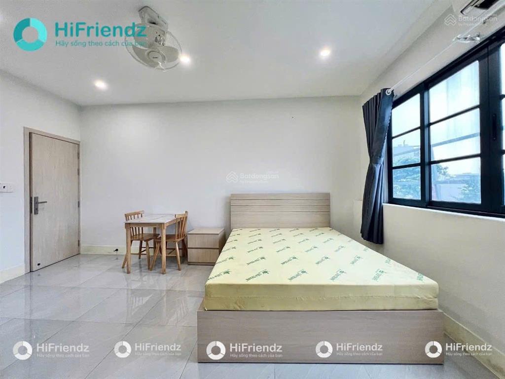 Cho thuê căn hộ cửa sổ thoáng, full nội thất, gần cầu sài gòn