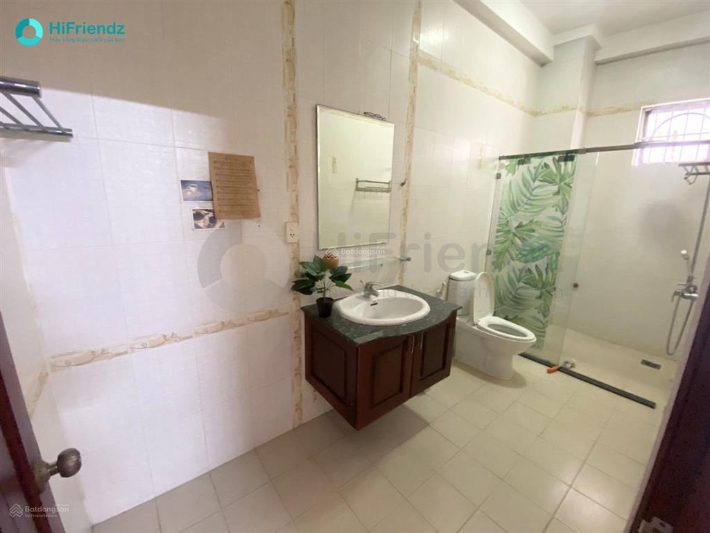 Cho thuê căn hộ tách bếp, ban công thoáng, gần mai chí thọ