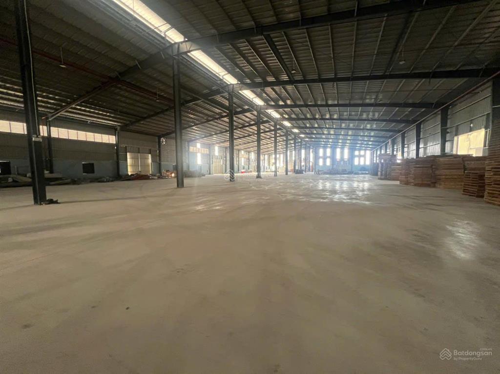 Mời thuê 4400m2 nhà xưởng tại kcn châu sơn  ninh bình