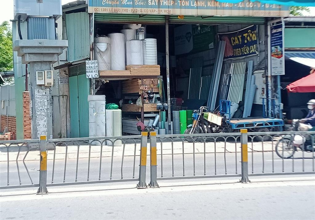 Định cư nước ngoài, cần bán gấp căn nhà mặt tiền đường lê đức thọ, gò vấp (cũ)